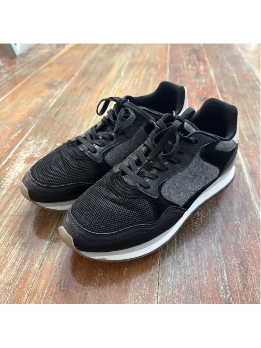 HOFF Reading City Series Sneakers Black Grey Mixed Media Trainers Womens 9
